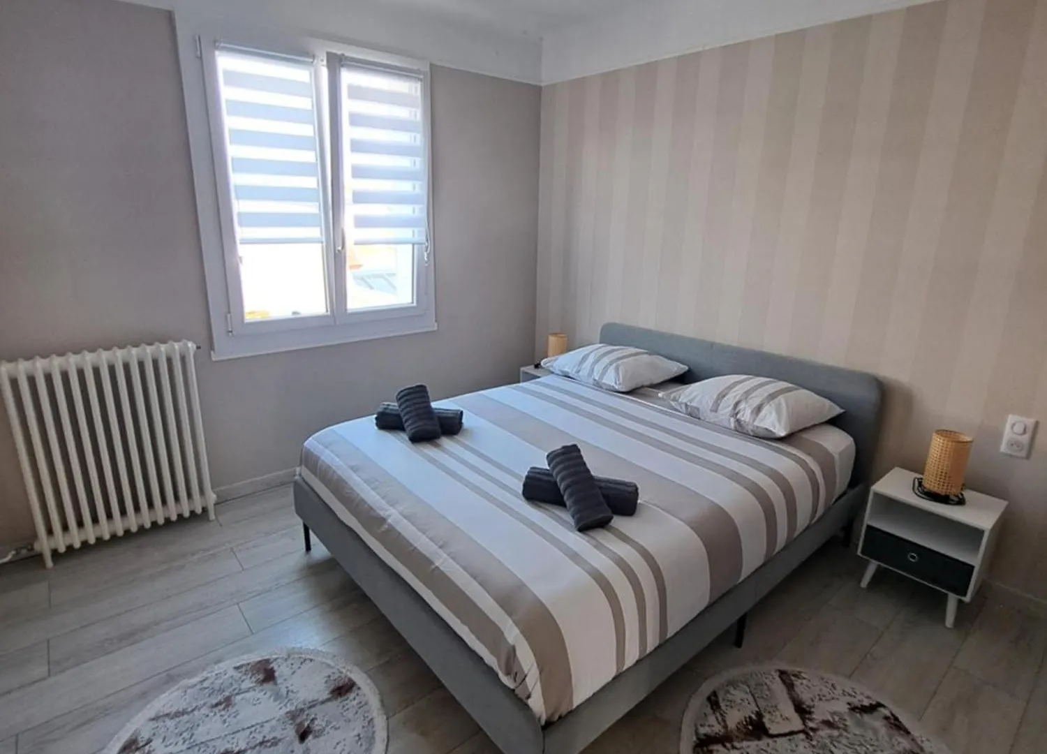 Holiday home Maison De Ville Avec Cour Et Terrasse Vichy France